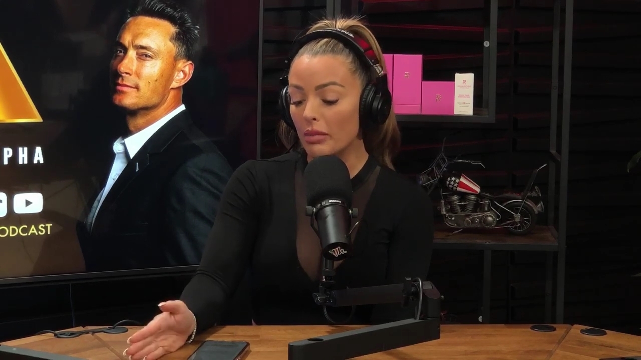 x2mate_com-Ep_14_-_Power_Alphas_Podcast__Super_Bowl2C_Taylor_Swift2C_Travis_Kelce___Mandy_Rose__mp44955.jpg