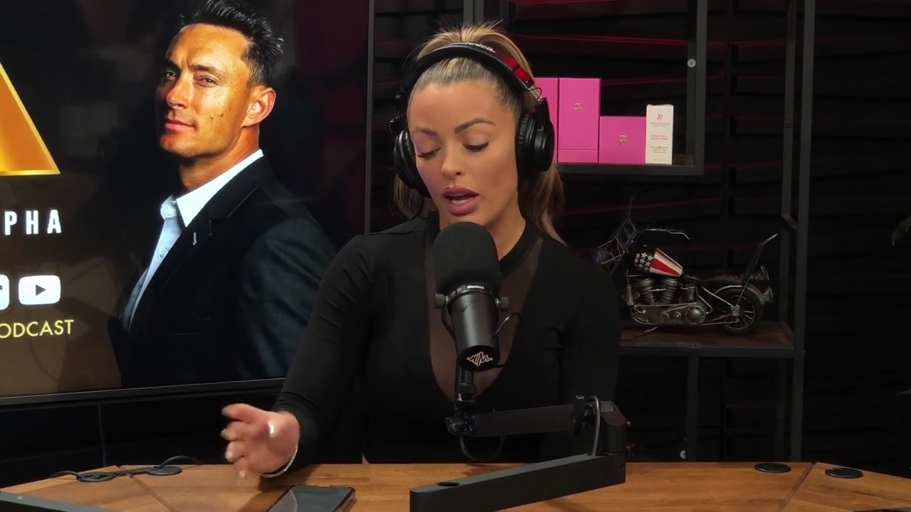 x2mate_com-Ep_14_-_Power_Alphas_Podcast__Super_Bowl2C_Taylor_Swift2C_Travis_Kelce___Mandy_Rose__mp44957.jpg