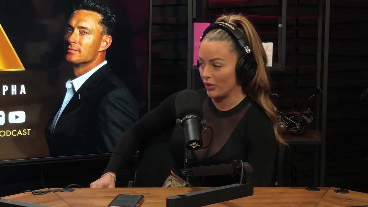 x2mate_com-Ep_14_-_Power_Alphas_Podcast__Super_Bowl2C_Taylor_Swift2C_Travis_Kelce___Mandy_Rose__mp44998.jpg