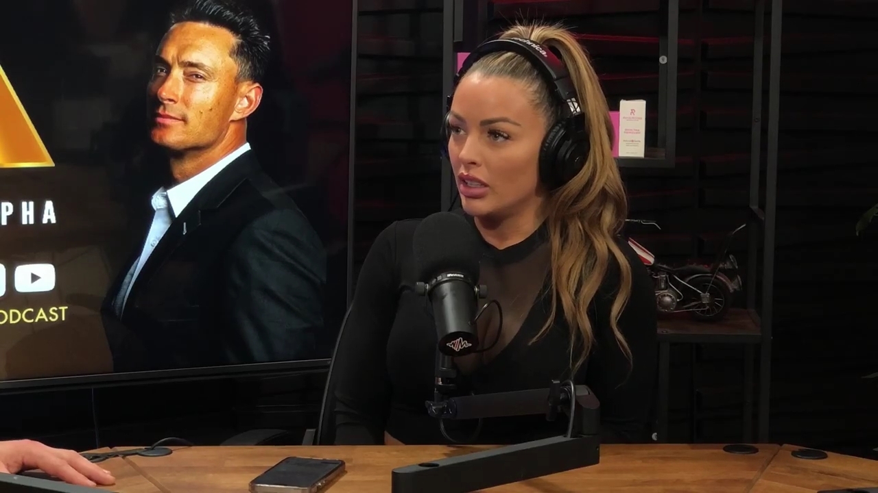 x2mate_com-Ep_14_-_Power_Alphas_Podcast__Super_Bowl2C_Taylor_Swift2C_Travis_Kelce___Mandy_Rose__mp45027.jpg