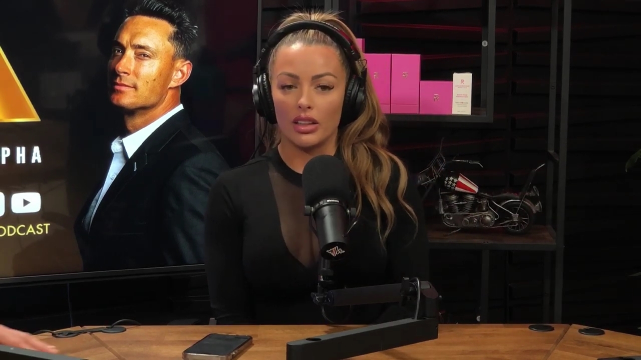 x2mate_com-Ep_14_-_Power_Alphas_Podcast__Super_Bowl2C_Taylor_Swift2C_Travis_Kelce___Mandy_Rose__mp45029.jpg