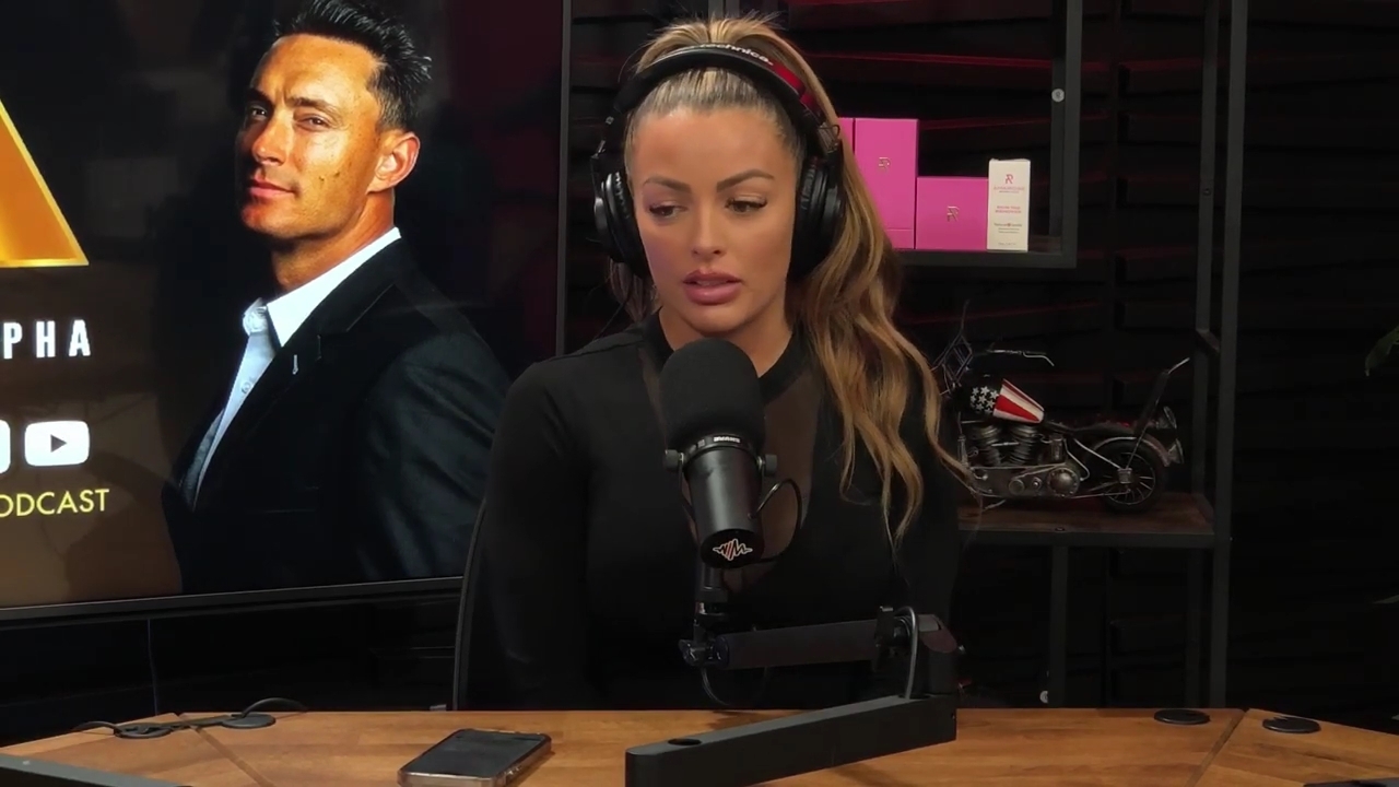 x2mate_com-Ep_14_-_Power_Alphas_Podcast__Super_Bowl2C_Taylor_Swift2C_Travis_Kelce___Mandy_Rose__mp45031.jpg