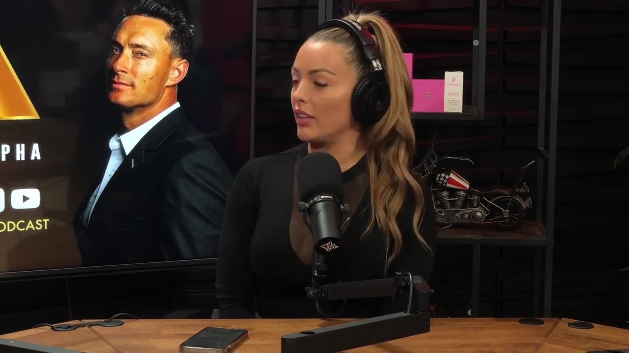 x2mate_com-Ep_14_-_Power_Alphas_Podcast__Super_Bowl2C_Taylor_Swift2C_Travis_Kelce___Mandy_Rose__mp45032.jpg