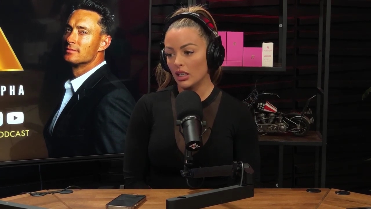 x2mate_com-Ep_14_-_Power_Alphas_Podcast__Super_Bowl2C_Taylor_Swift2C_Travis_Kelce___Mandy_Rose__mp45040.jpg
