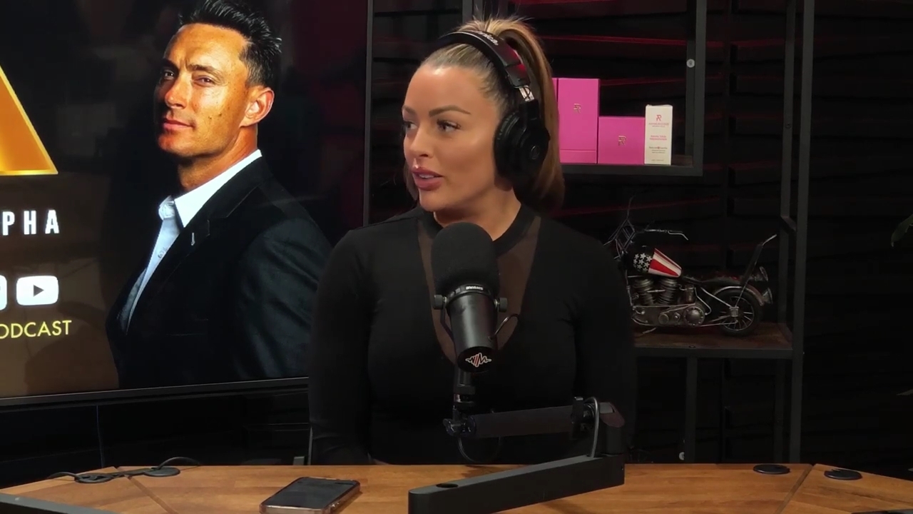 x2mate_com-Ep_14_-_Power_Alphas_Podcast__Super_Bowl2C_Taylor_Swift2C_Travis_Kelce___Mandy_Rose__mp45044.jpg