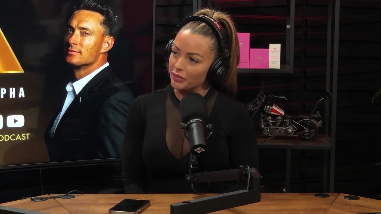 x2mate_com-Ep_14_-_Power_Alphas_Podcast__Super_Bowl2C_Taylor_Swift2C_Travis_Kelce___Mandy_Rose__mp45047.jpg
