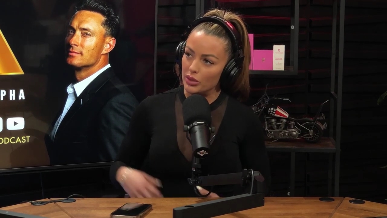 x2mate_com-Ep_14_-_Power_Alphas_Podcast__Super_Bowl2C_Taylor_Swift2C_Travis_Kelce___Mandy_Rose__mp45049.jpg