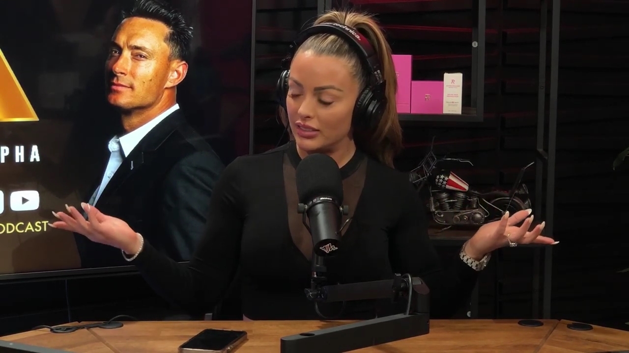 x2mate_com-Ep_14_-_Power_Alphas_Podcast__Super_Bowl2C_Taylor_Swift2C_Travis_Kelce___Mandy_Rose__mp45056.jpg