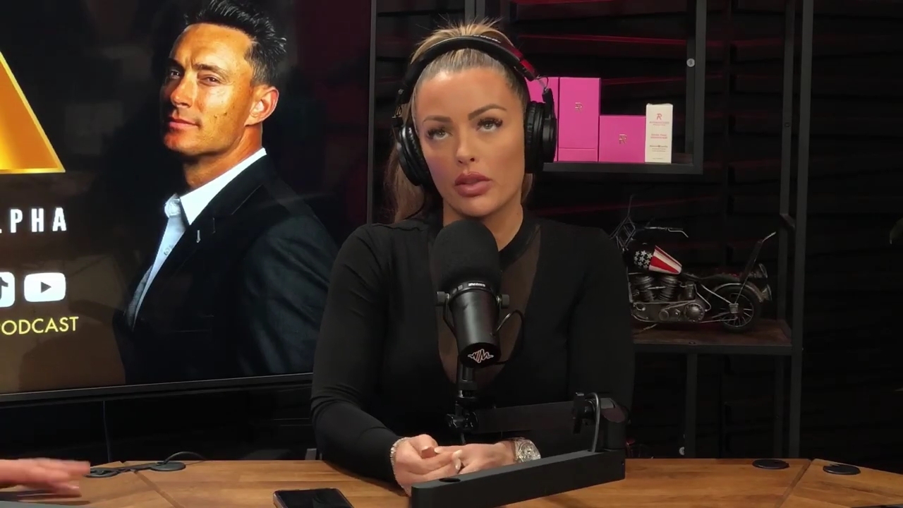 x2mate_com-Ep_14_-_Power_Alphas_Podcast__Super_Bowl2C_Taylor_Swift2C_Travis_Kelce___Mandy_Rose__mp45068.jpg