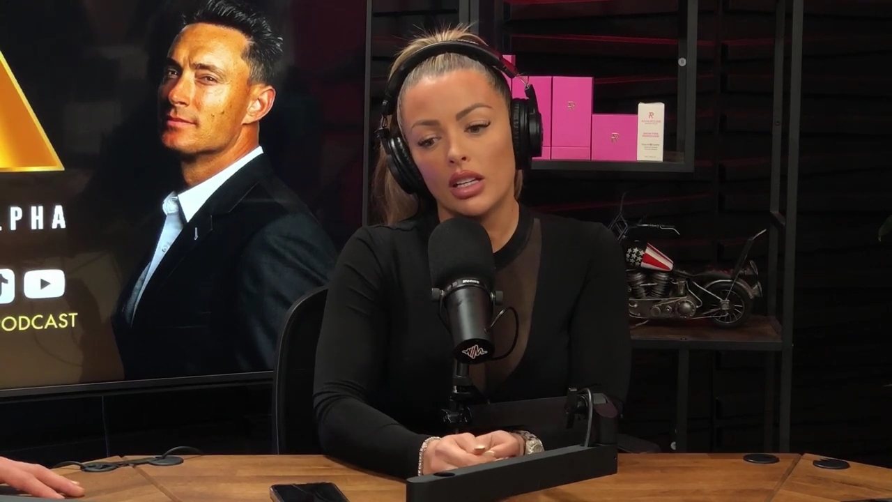 x2mate_com-Ep_14_-_Power_Alphas_Podcast__Super_Bowl2C_Taylor_Swift2C_Travis_Kelce___Mandy_Rose__mp45070.jpg