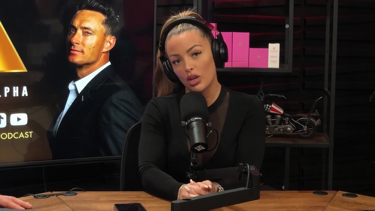 x2mate_com-Ep_14_-_Power_Alphas_Podcast__Super_Bowl2C_Taylor_Swift2C_Travis_Kelce___Mandy_Rose__mp45085.jpg