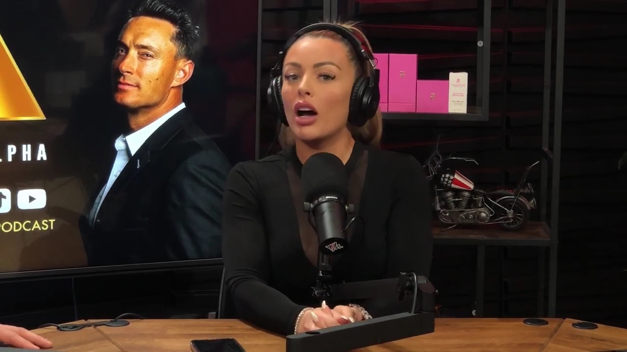x2mate_com-Ep_14_-_Power_Alphas_Podcast__Super_Bowl2C_Taylor_Swift2C_Travis_Kelce___Mandy_Rose__mp45088.jpg