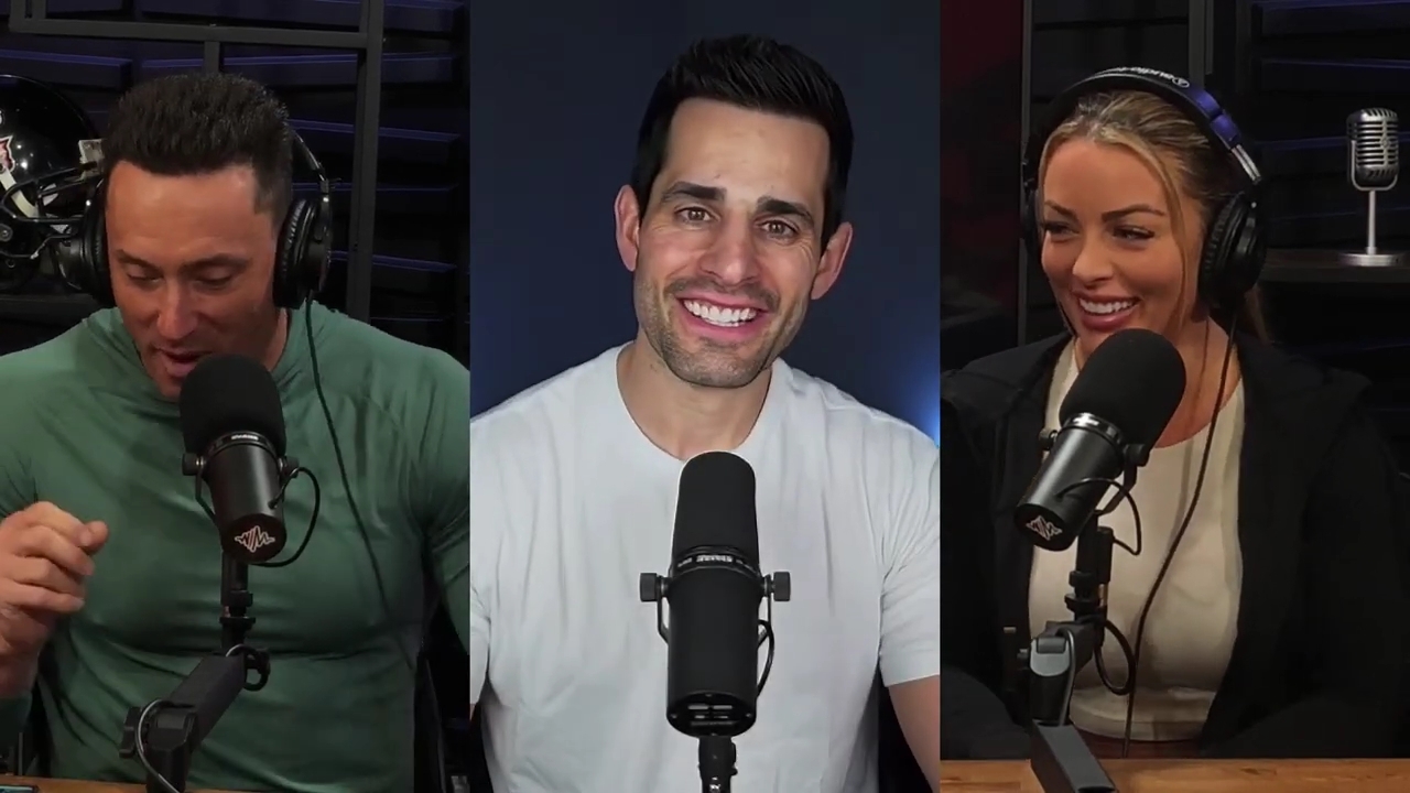 x2mate_com-Ep_15_-_Power_Alphas_Podcast__Chris_Van_Vliet___Mandy_Rose__mp40089.jpg