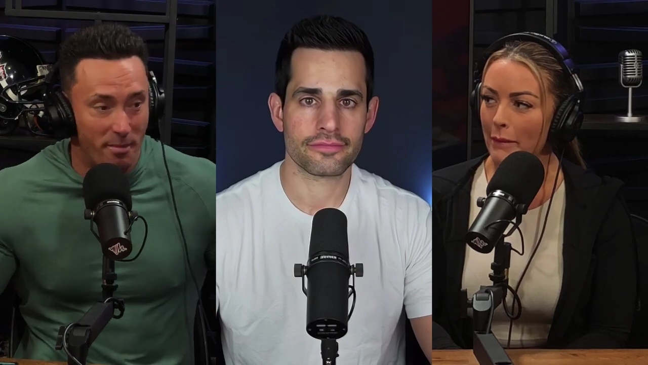 x2mate_com-Ep_15_-_Power_Alphas_Podcast__Chris_Van_Vliet___Mandy_Rose__mp40095.jpg