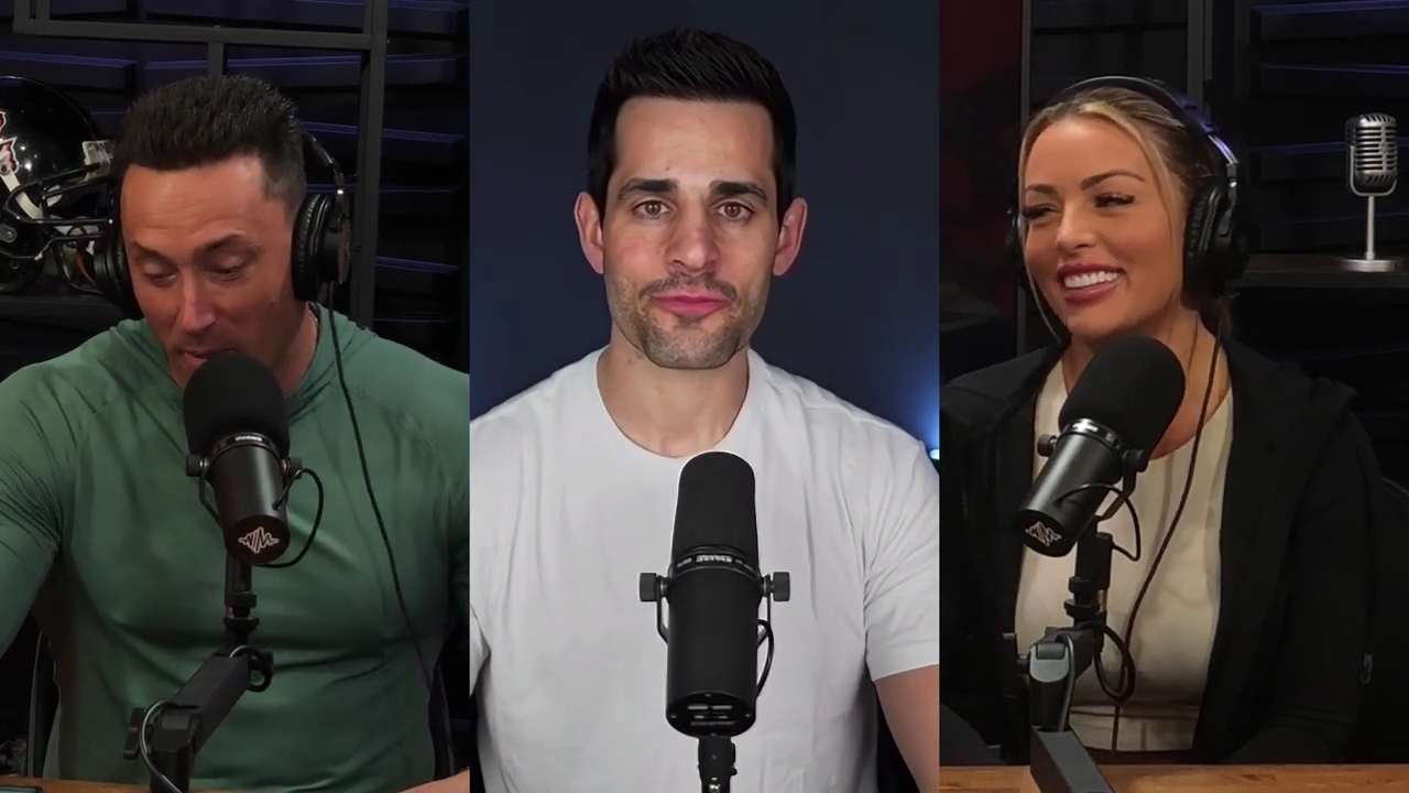 x2mate_com-Ep_15_-_Power_Alphas_Podcast__Chris_Van_Vliet___Mandy_Rose__mp40131.jpg