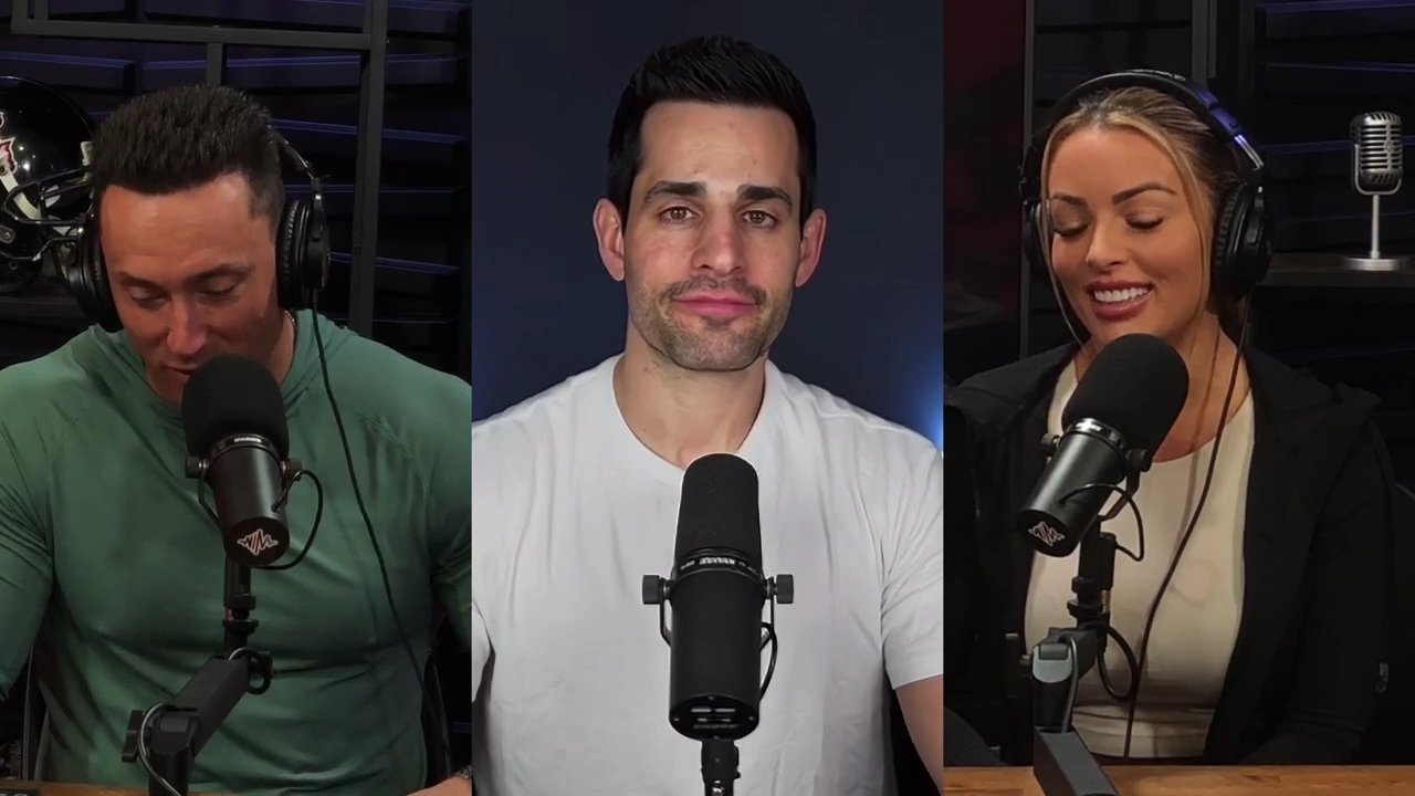x2mate_com-Ep_15_-_Power_Alphas_Podcast__Chris_Van_Vliet___Mandy_Rose__mp40135.jpg