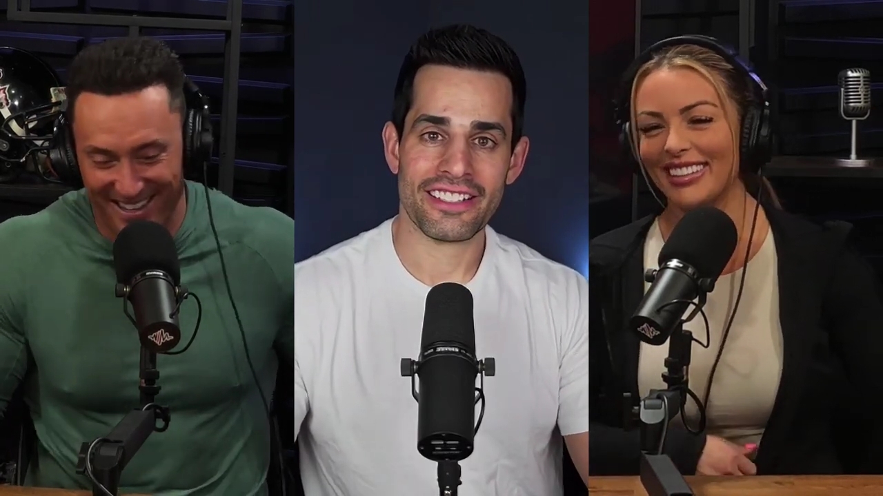 x2mate_com-Ep_15_-_Power_Alphas_Podcast__Chris_Van_Vliet___Mandy_Rose__mp40153.jpg