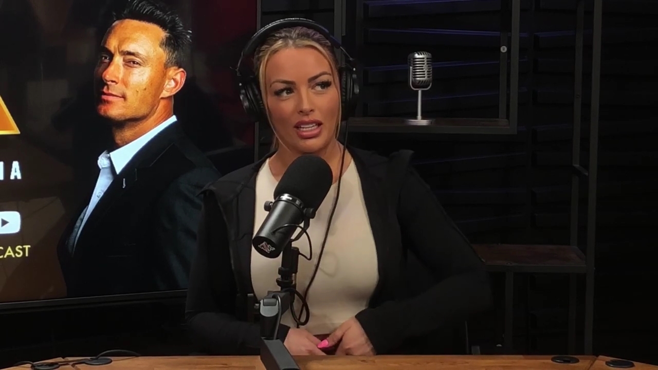 x2mate_com-Ep_15_-_Power_Alphas_Podcast__Chris_Van_Vliet___Mandy_Rose__mp40281.jpg