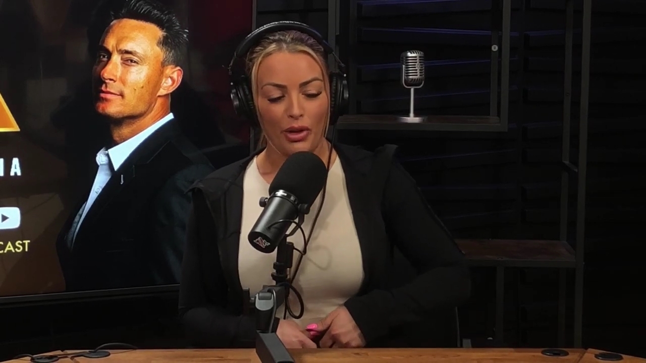 x2mate_com-Ep_15_-_Power_Alphas_Podcast__Chris_Van_Vliet___Mandy_Rose__mp40282.jpg