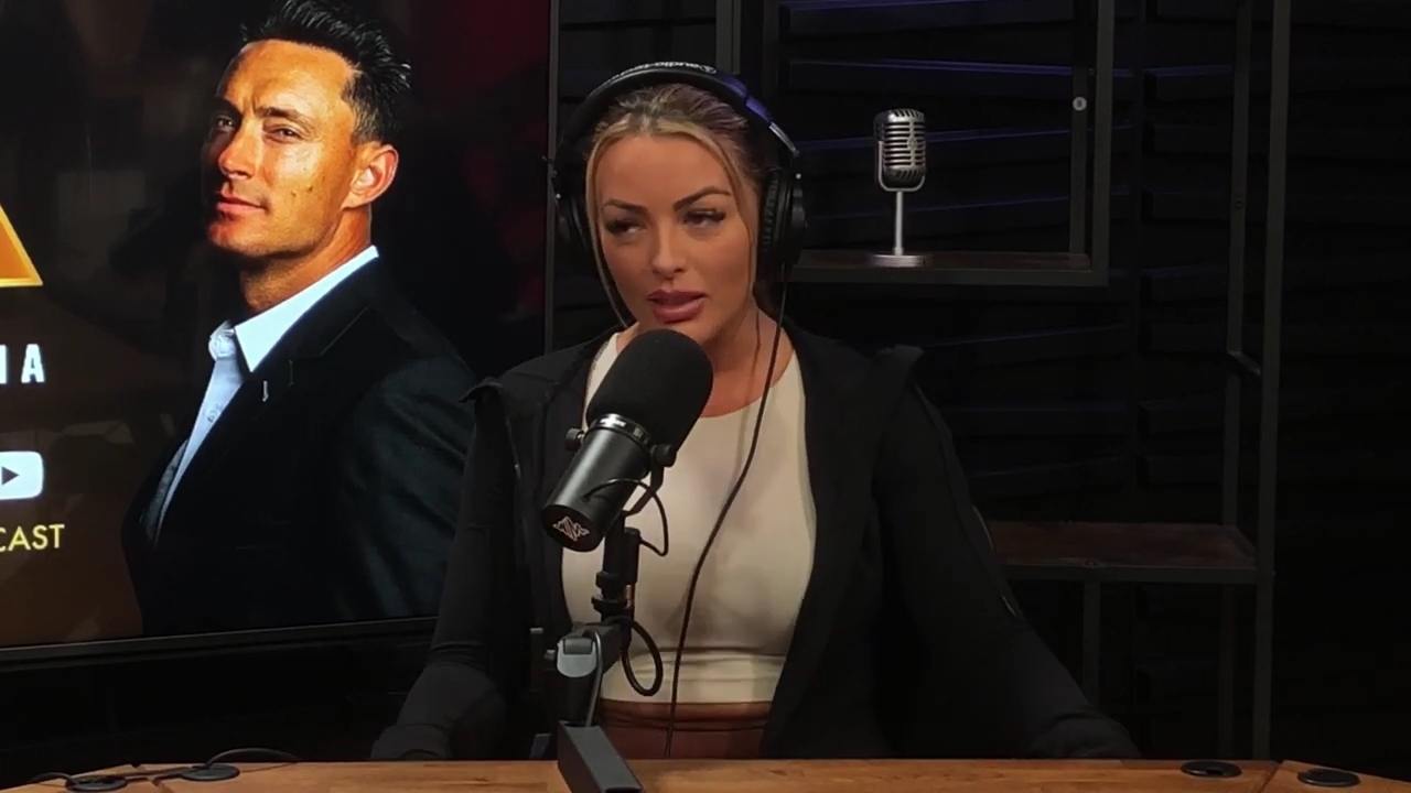 x2mate_com-Ep_15_-_Power_Alphas_Podcast__Chris_Van_Vliet___Mandy_Rose__mp40297.jpg