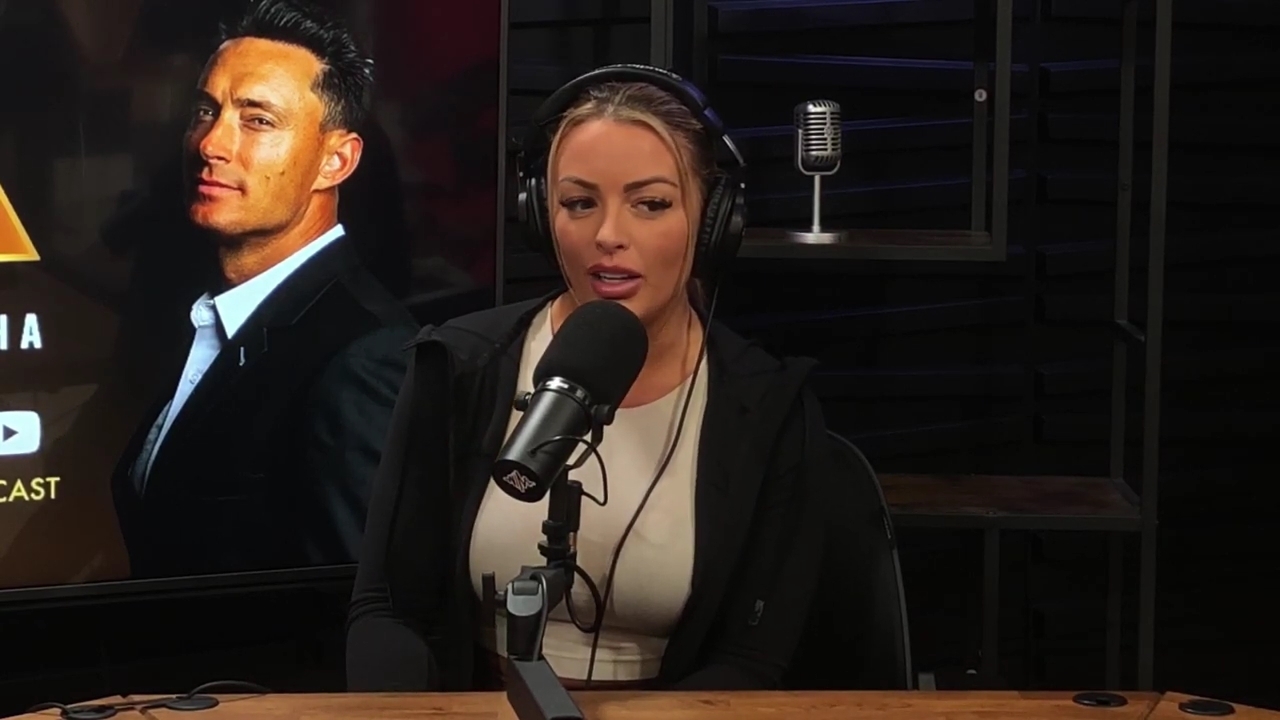 x2mate_com-Ep_15_-_Power_Alphas_Podcast__Chris_Van_Vliet___Mandy_Rose__mp40454.jpg