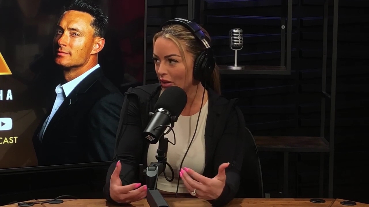 x2mate_com-Ep_15_-_Power_Alphas_Podcast__Chris_Van_Vliet___Mandy_Rose__mp40462.jpg