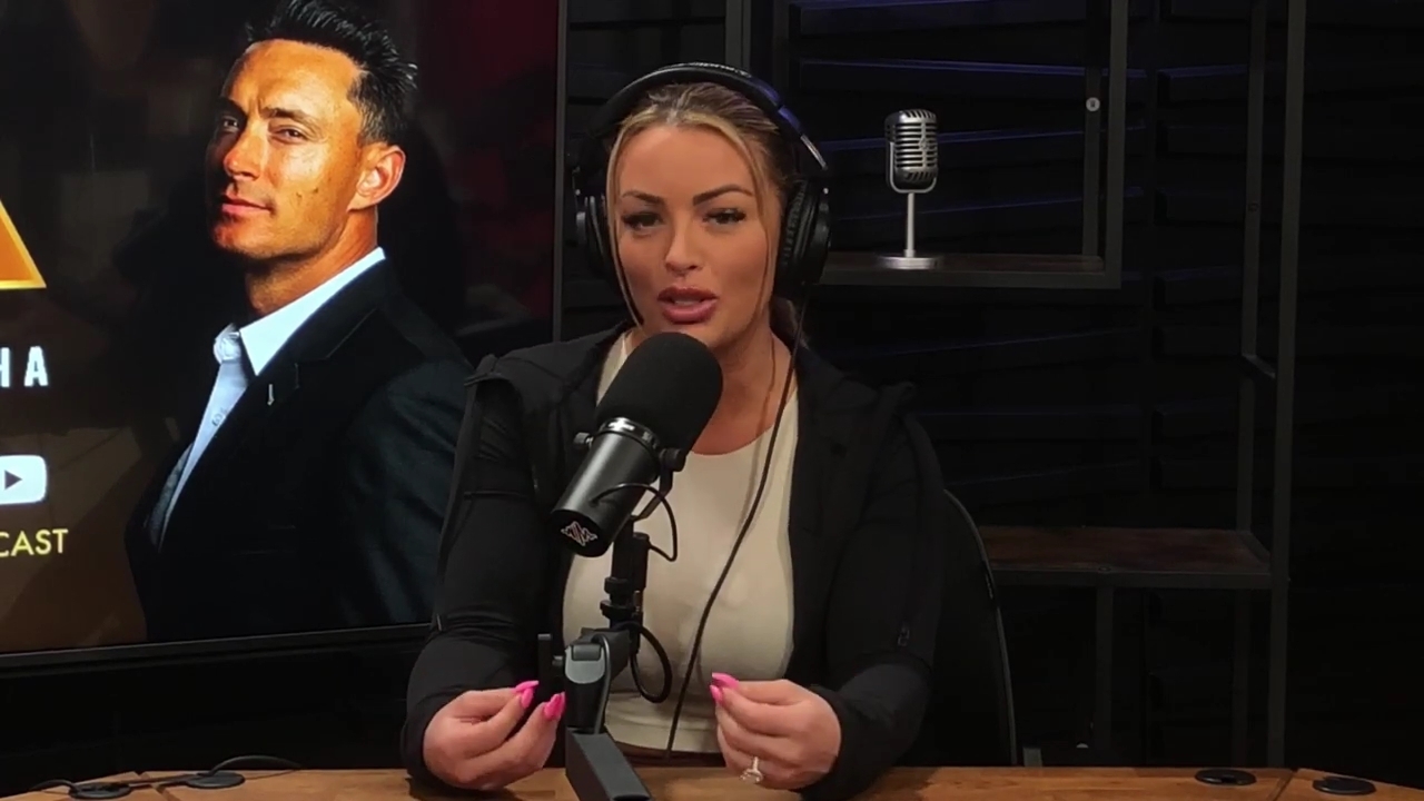 x2mate_com-Ep_15_-_Power_Alphas_Podcast__Chris_Van_Vliet___Mandy_Rose__mp40463.jpg