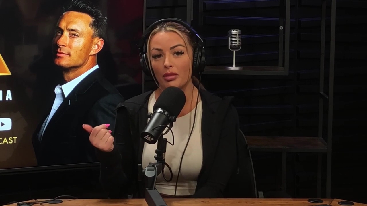 x2mate_com-Ep_15_-_Power_Alphas_Podcast__Chris_Van_Vliet___Mandy_Rose__mp40608.jpg
