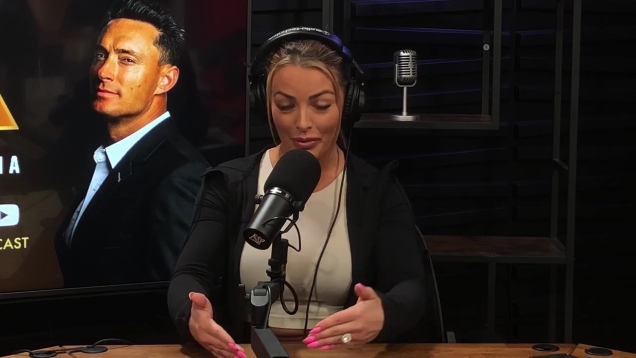 x2mate_com-Ep_15_-_Power_Alphas_Podcast__Chris_Van_Vliet___Mandy_Rose__mp40621.jpg