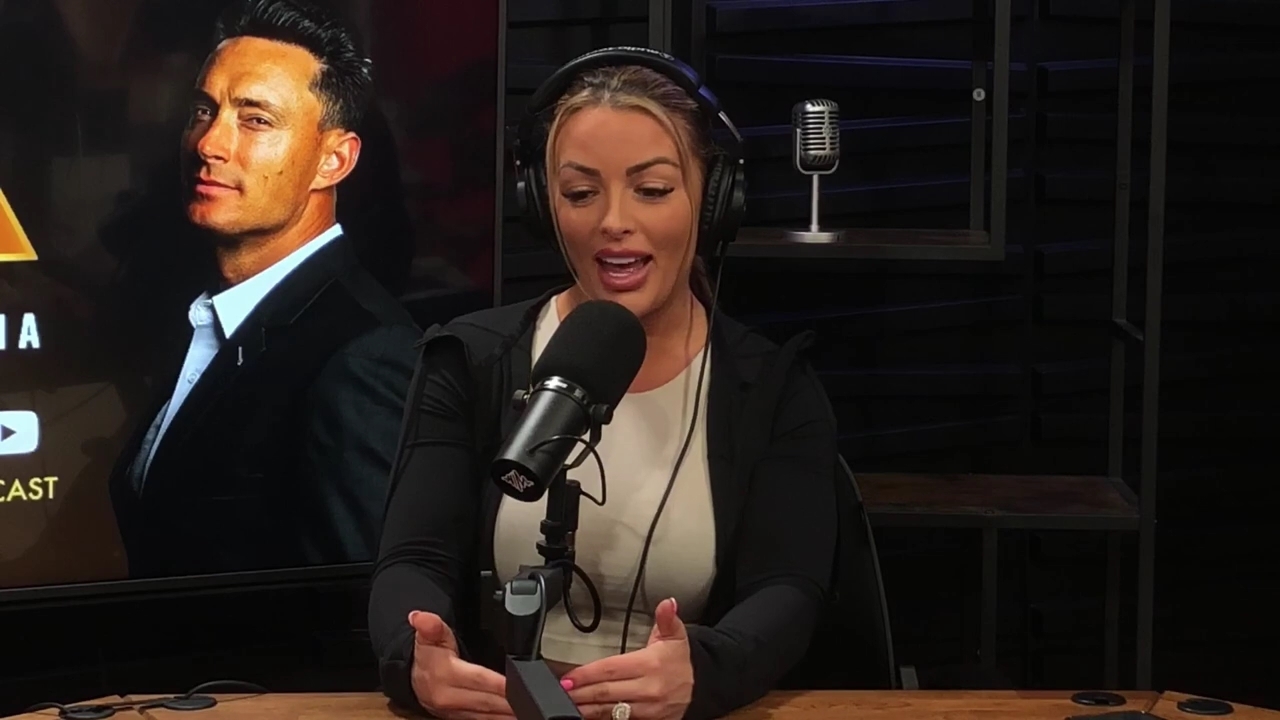 x2mate_com-Ep_15_-_Power_Alphas_Podcast__Chris_Van_Vliet___Mandy_Rose__mp40622.jpg