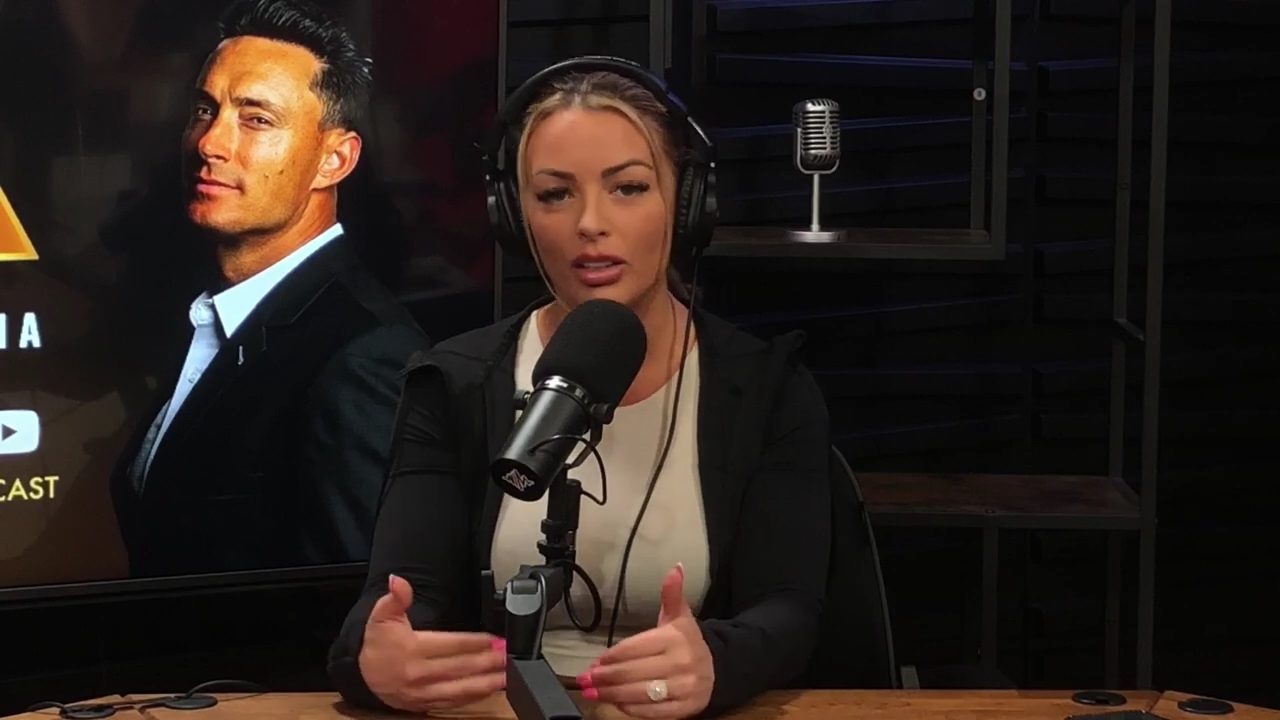 x2mate_com-Ep_15_-_Power_Alphas_Podcast__Chris_Van_Vliet___Mandy_Rose__mp40627.jpg