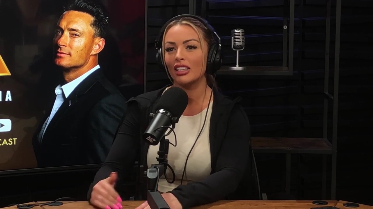 x2mate_com-Ep_15_-_Power_Alphas_Podcast__Chris_Van_Vliet___Mandy_Rose__mp40633.jpg