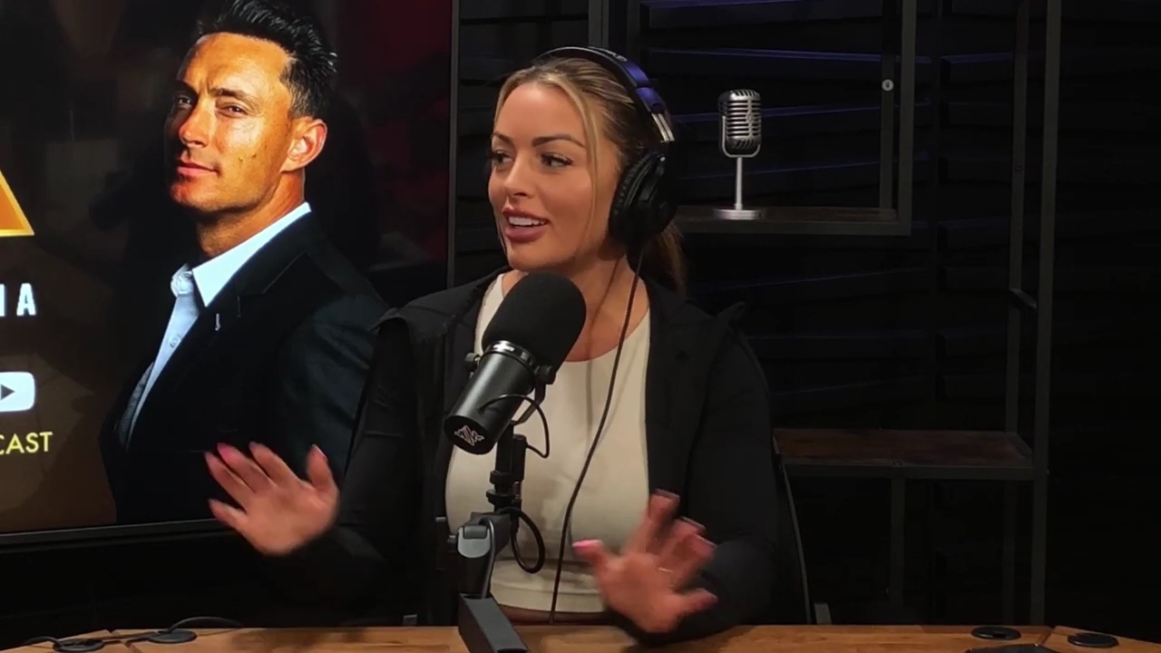 x2mate_com-Ep_15_-_Power_Alphas_Podcast__Chris_Van_Vliet___Mandy_Rose__mp40634.jpg