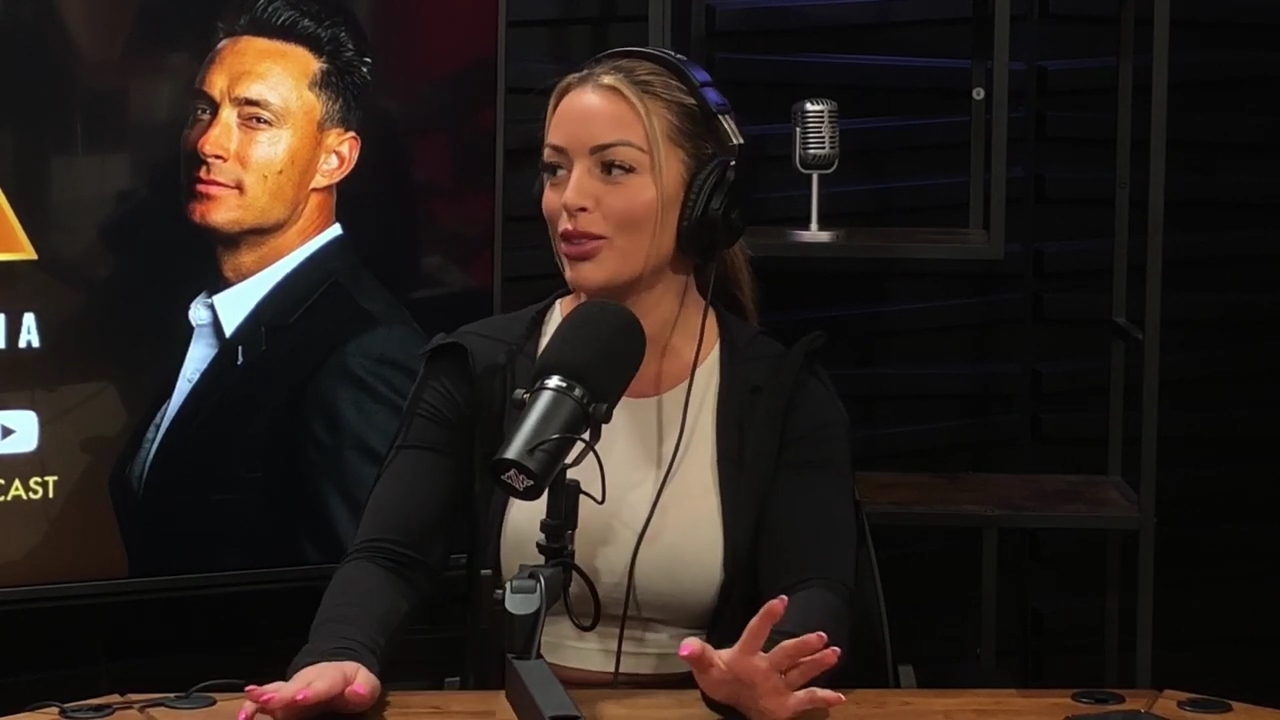 x2mate_com-Ep_15_-_Power_Alphas_Podcast__Chris_Van_Vliet___Mandy_Rose__mp40635.jpg