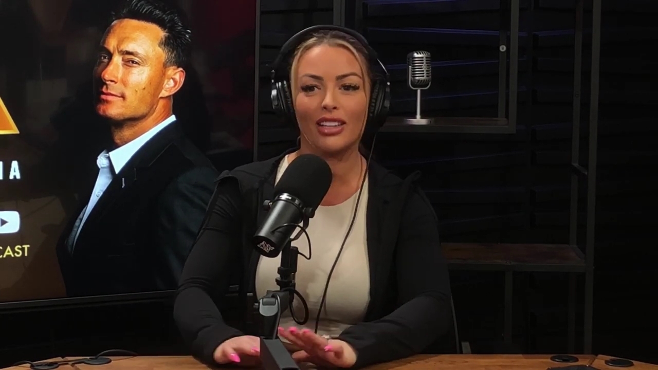x2mate_com-Ep_15_-_Power_Alphas_Podcast__Chris_Van_Vliet___Mandy_Rose__mp40636.jpg
