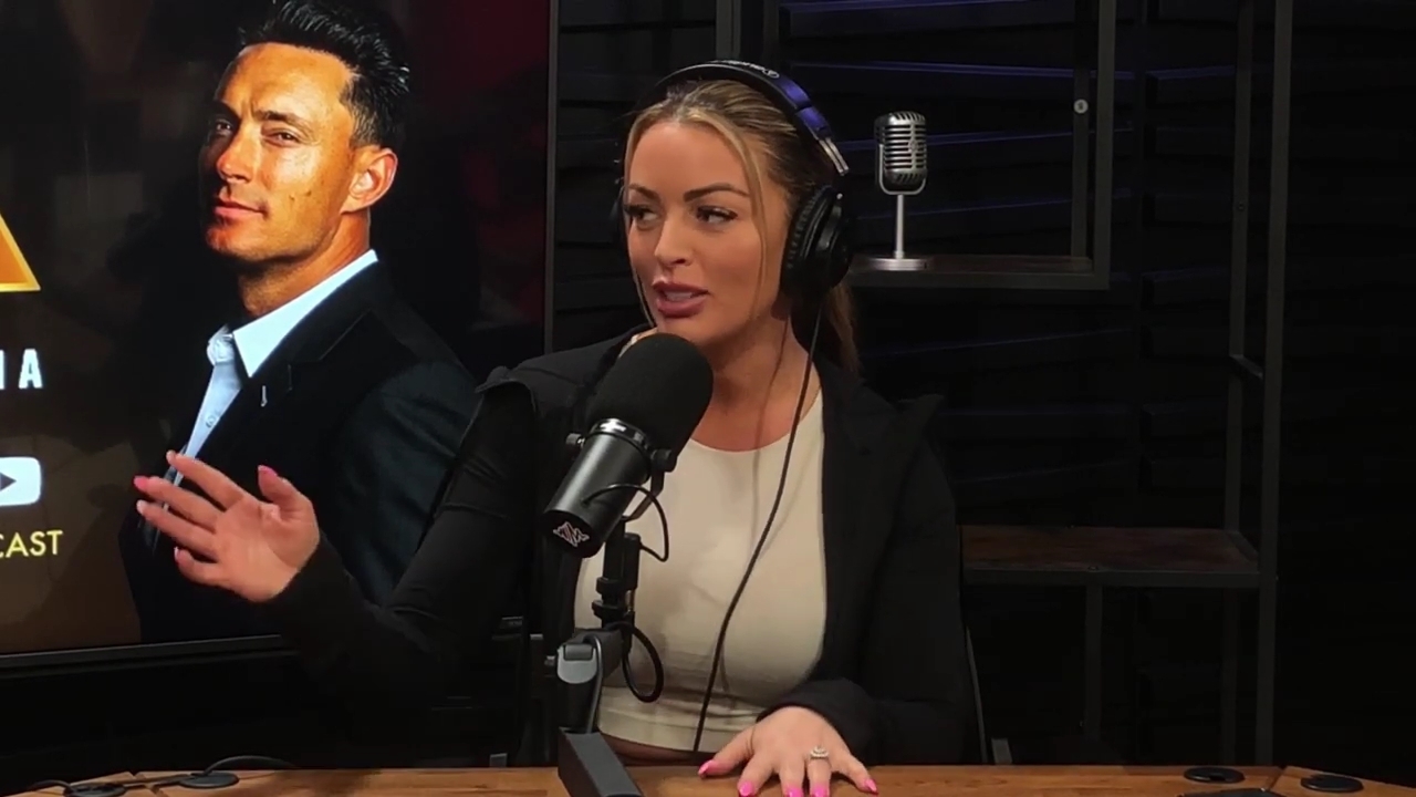 x2mate_com-Ep_15_-_Power_Alphas_Podcast__Chris_Van_Vliet___Mandy_Rose__mp40641.jpg