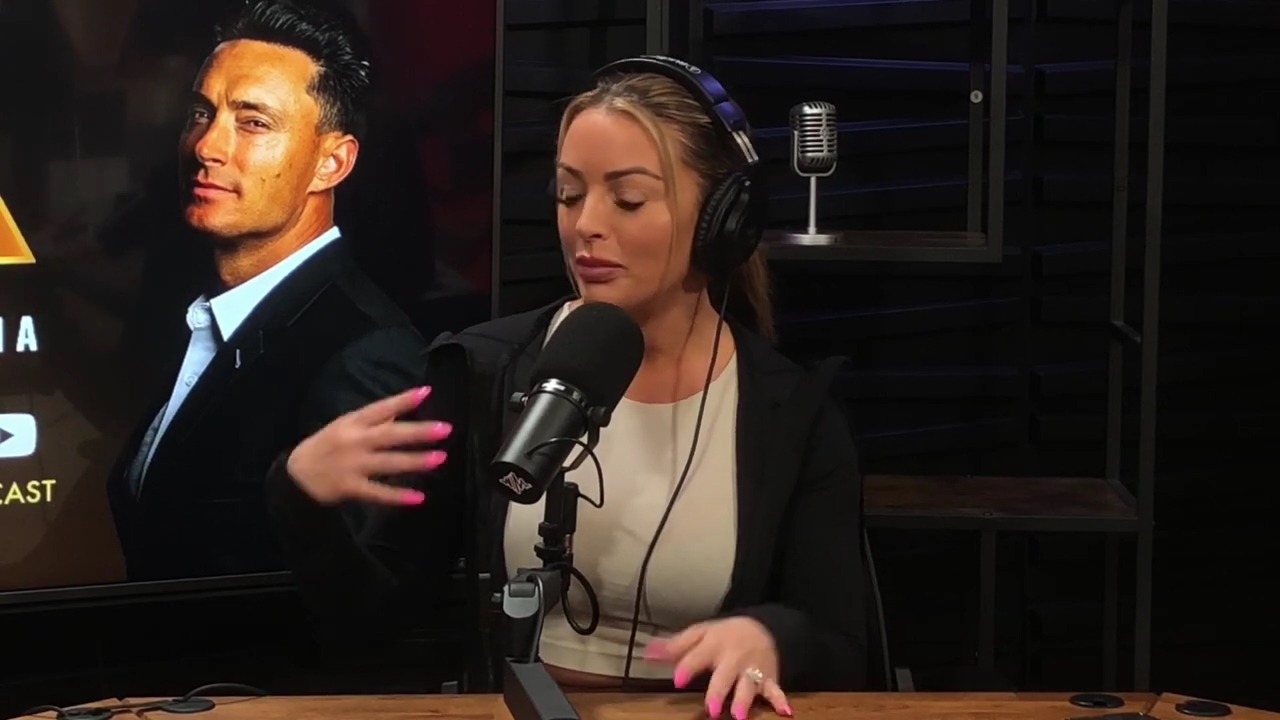 x2mate_com-Ep_15_-_Power_Alphas_Podcast__Chris_Van_Vliet___Mandy_Rose__mp40643.jpg