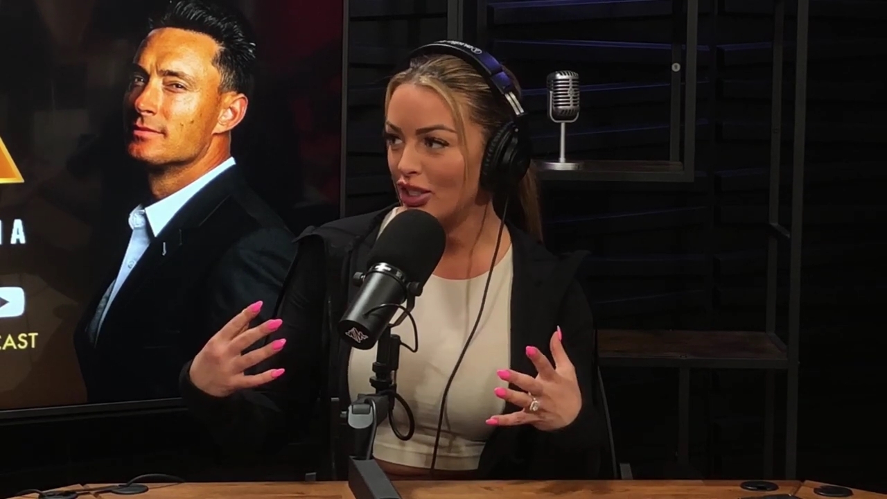 x2mate_com-Ep_15_-_Power_Alphas_Podcast__Chris_Van_Vliet___Mandy_Rose__mp40644.jpg