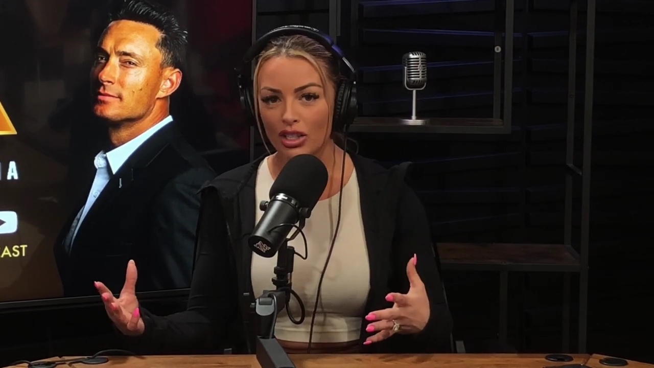 x2mate_com-Ep_15_-_Power_Alphas_Podcast__Chris_Van_Vliet___Mandy_Rose__mp40646.jpg