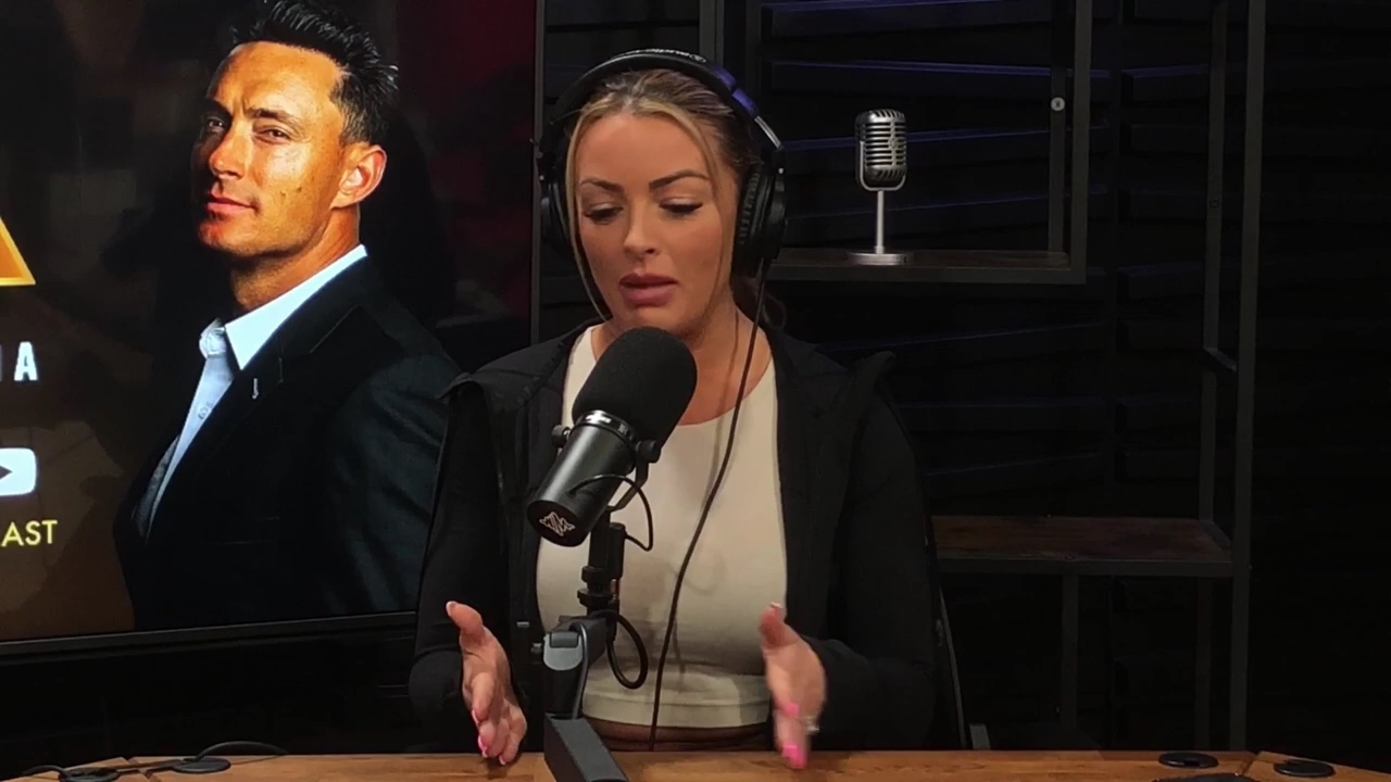 x2mate_com-Ep_15_-_Power_Alphas_Podcast__Chris_Van_Vliet___Mandy_Rose__mp40647.jpg