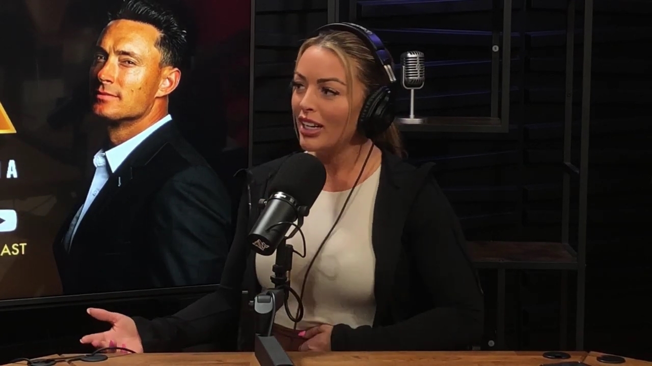x2mate_com-Ep_15_-_Power_Alphas_Podcast__Chris_Van_Vliet___Mandy_Rose__mp40651.jpg