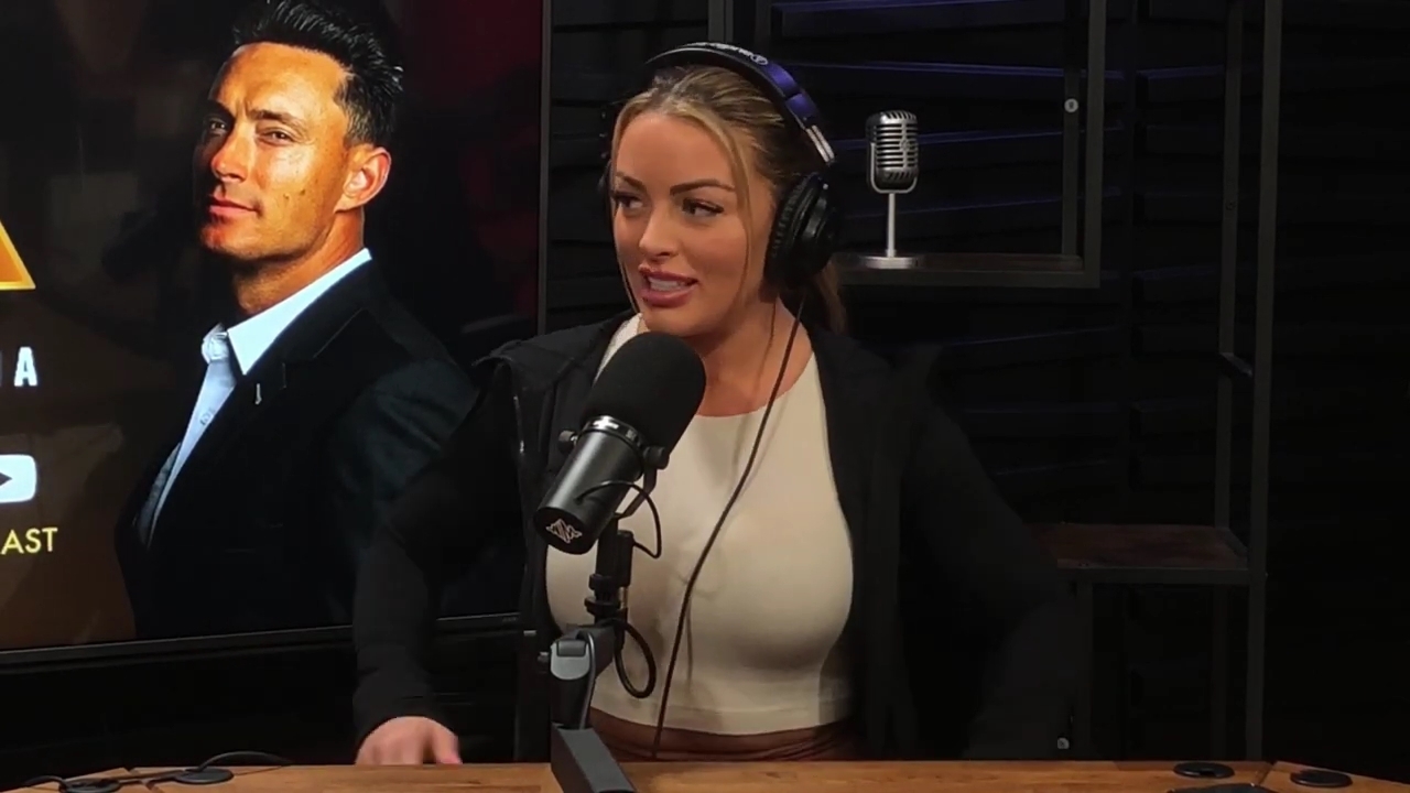 x2mate_com-Ep_15_-_Power_Alphas_Podcast__Chris_Van_Vliet___Mandy_Rose__mp40652.jpg
