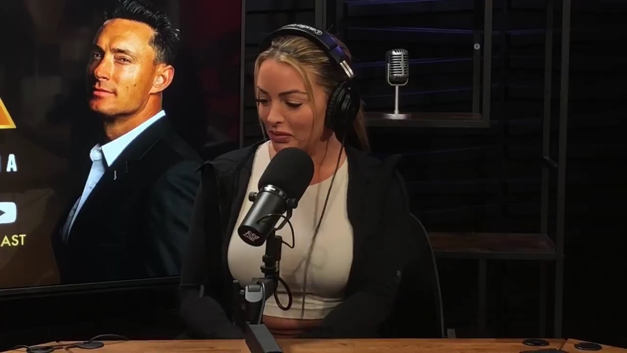 x2mate_com-Ep_15_-_Power_Alphas_Podcast__Chris_Van_Vliet___Mandy_Rose__mp40655.jpg