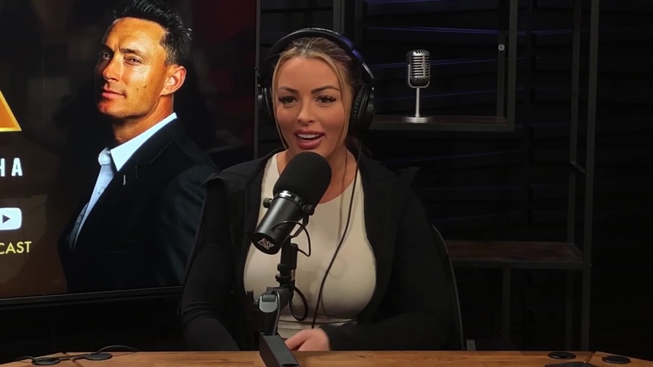 x2mate_com-Ep_15_-_Power_Alphas_Podcast__Chris_Van_Vliet___Mandy_Rose__mp40735.jpg