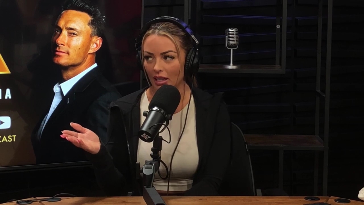 x2mate_com-Ep_15_-_Power_Alphas_Podcast__Chris_Van_Vliet___Mandy_Rose__mp40801.jpg