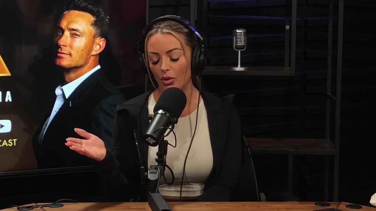 x2mate_com-Ep_15_-_Power_Alphas_Podcast__Chris_Van_Vliet___Mandy_Rose__mp40802.jpg