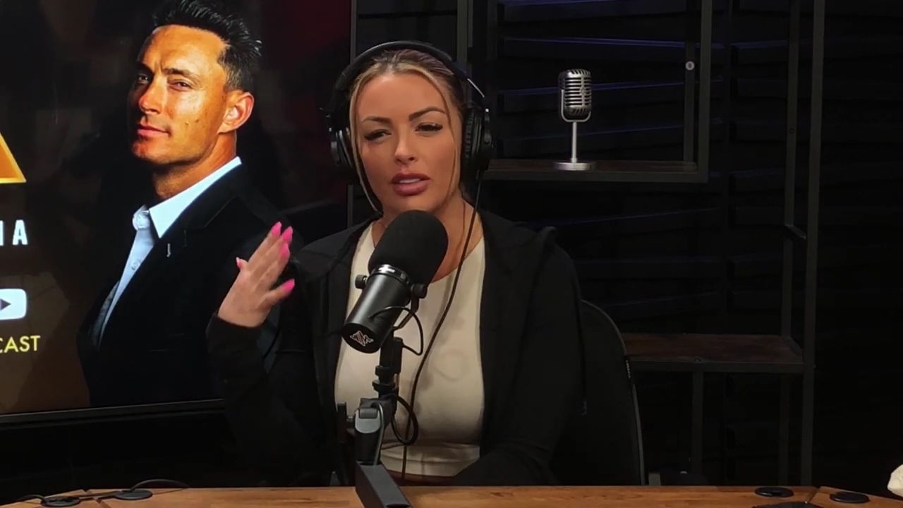 x2mate_com-Ep_15_-_Power_Alphas_Podcast__Chris_Van_Vliet___Mandy_Rose__mp40805.jpg