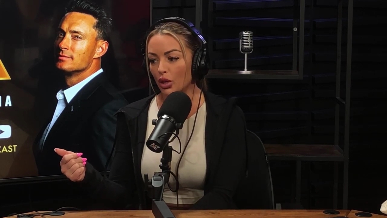 x2mate_com-Ep_15_-_Power_Alphas_Podcast__Chris_Van_Vliet___Mandy_Rose__mp40814.jpg