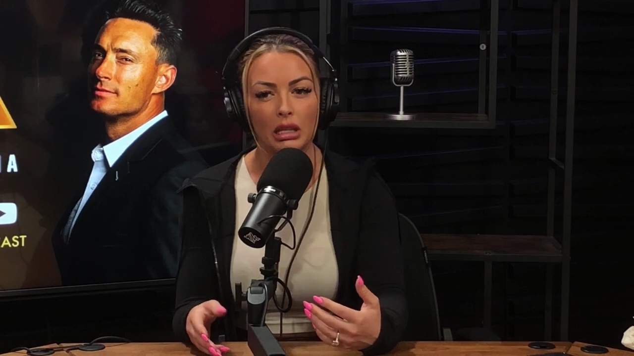 x2mate_com-Ep_15_-_Power_Alphas_Podcast__Chris_Van_Vliet___Mandy_Rose__mp40826.jpg