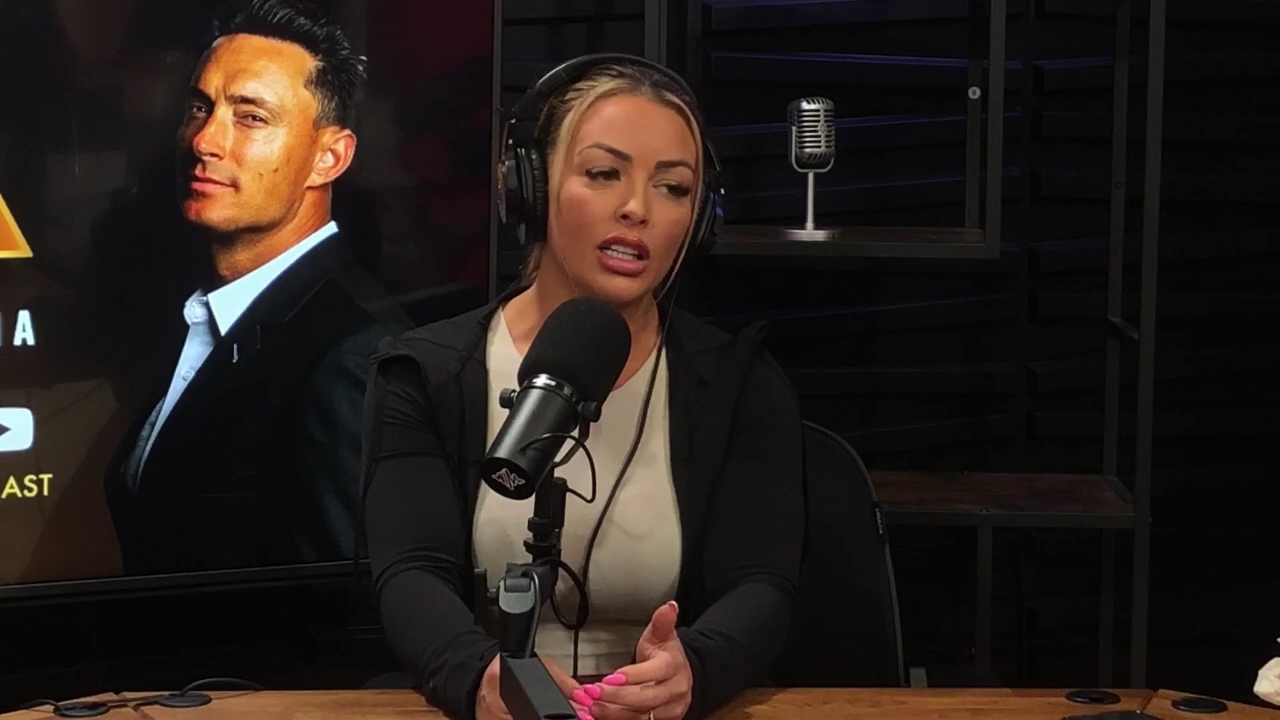 x2mate_com-Ep_15_-_Power_Alphas_Podcast__Chris_Van_Vliet___Mandy_Rose__mp40831.jpg